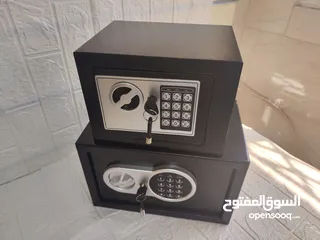  1 خزنه مكتبيه للاحتفاظ بالاموال و الأوراق المهمه فولاذية مقاومة للصدأ