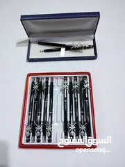  3 قلم خنجر وتاج