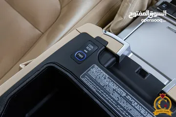 10 Toyota Land Cruiser 2017 Gx-r V8  السيارة بحالة الوكالة و قطعت مسافة 80,000 كم