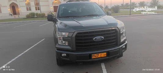  2 فورد F-150 باب ونصف