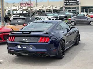  6 Ford Mustang 8V American 2019