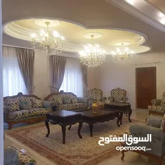  5 فيلا مستقلة مميزة للبيع في طبربور