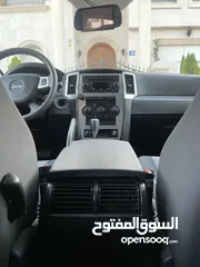  20 جيب جراند شيروكي لاريدو موديل 2008 مالك واحد فقط  7جيد ولا أي ملاحظه