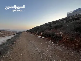  4 قطعه ارض باطلاله رائعه للبيع بسعر مغري وللتجاره
