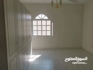  10 Villa in Madinat As Sultan Qaboos
