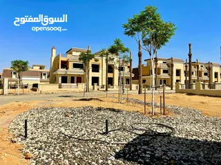  15 فيلا للبيع كمبوند سراي سور في سور مع مدينتي S Villa For sale in Sarai New Cairo