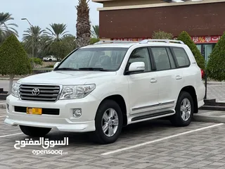  1 للبيع لاندكلوزر GXRV6 2015 بهوان استخدام اجنبي بحاله ممتازه