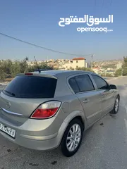  5 اوبل استرا موديل 2006