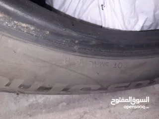  22 كفرات اكسبلورر مقاس بحاله جيده  -R-65 -17 فورد اكسبلورر