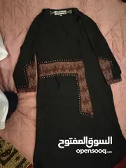  2 كلابيه قطريه بنقشه وتطريز راقي مع فصوص