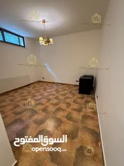  9 شقة فارغة - دابوق - 2نوم ماستر - 200م - قرب الخدمات العامة