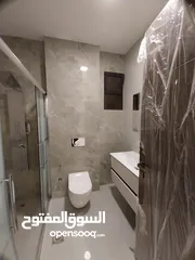  13 خلدا 170م مع ترأس واسع 120م بسعر مغري