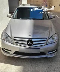  3 مرسيدس c200 2008 اصلي افنجارد فل الفل  لون شمباني مميز