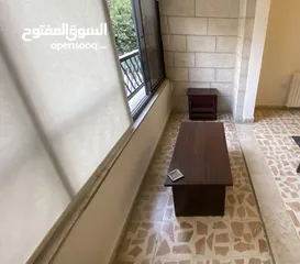  1 شقة غرفتين مشمسة وواسعة