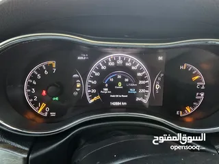  19 جيب جراند شيروكي موديل 2014 ليمتد بحالة الوكالة