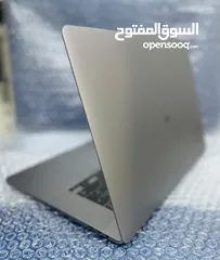  5 Apple MacBook pro 2018