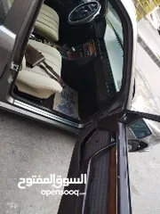  10 قابل للتفاوض E200 Mercedes