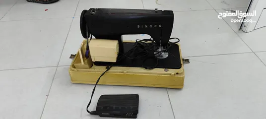  1 Singer sewing machine with pedals