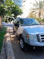  2 Ford expedition XL 2013
