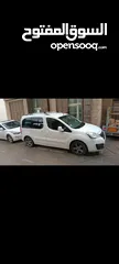  2 بيجو بارتنر 2016 ممتازة السيارة المعني يتواصل معي