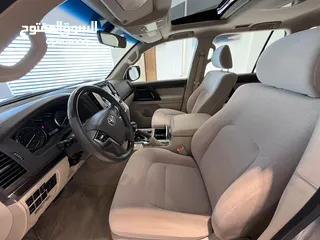  12 TOYOTA LAND CRUISER GXR V6 MODEL 2019 FOR SALE