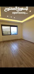  13 شقة مميزة طابق ثاني مساحة 206 م - طريق المطار - مقابل سوبر ماركت 911-سكن أ - شركة رمضان مميل للاسكان