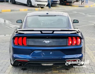  6 FORD MUSTANG ECOBOOST PREMIUM PERFORMANCE