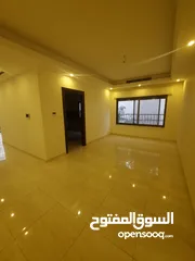 14 شقة ارضية فارغة للايجار في دير غبار مع مدخل خاص