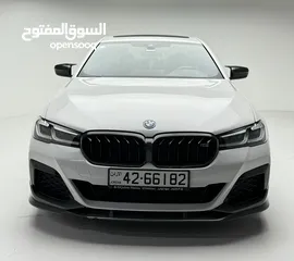  1 BMW 530e 2022