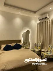  4 غرفه للإيجار اليومي العامرات والخوير مدخل خاص Room for daily rent in Al Khuwair   Al-Amerat