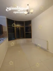  3 شقة فارغة - الرشيد - 3نوم - 220م - بلكونتين - تدفئة غاز
