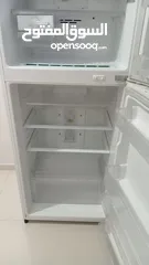  3 ثلاجة ال جي بابين لون ابيض بحالة الجديد