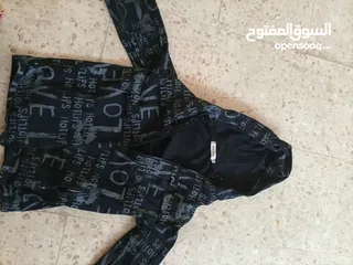  17 ملابس القطعة الوحدة 1دينار بناتي  في كل الالوان  للبنات فقط  اذا بتكم تشترو  راسلوني علا الواتسب