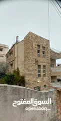  1 عمارة مع قطعة أرض في منطقة الأشرفية 550 متر مربع,  *** مميز ***