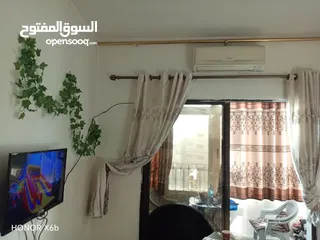  3 شقه موقع مميز وتجاري  للبيع في الهاشمي الشمالي