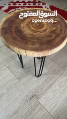  5 طاولة دائرية ( من خشب شجرة الشريش ) اللون فالحقيقة اقوى / يمكن استعمالها للزينه او للاغراض الشخصية
