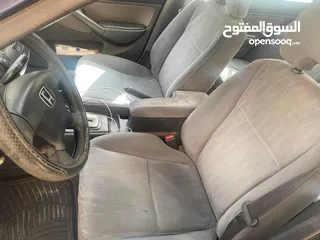  8 هوندا سيفيك بحالة جيدة جدا للبيع بسعر حرق