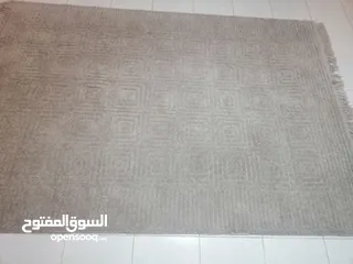  6 اي سجاده تركي 20 دينار قياس 160+230 وسجاده الكبيره 25 دينار استعمال شهر