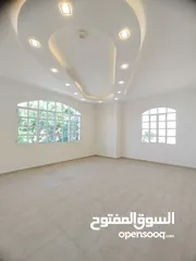  7 For Rent 5 Bhk Villa In Al Azaiba   للإيجار فيلا 5 غرف نوم في العذيبة
