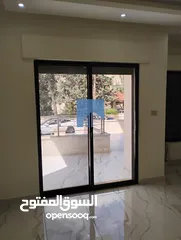  11 شقة أرضية فاخرة للبيع في الجاردنز  - خلف الدستور 155م مع ترس 25م تشطيب سوبر ديلوكس لم تسكن