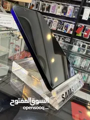  7 iPhone 14  128GB بطارية 90% الجهاز بحال الوكالة مش مفتوح ولا مغير فيه اي اشي متوفر لون احمر و اسود