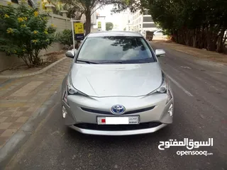  2 Toyota Prius Hybrid 1.8 L 2017 Silver Agent Maintained For Sale