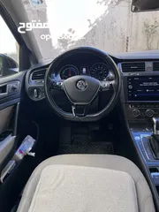  9 2017 VW E-Golf SE