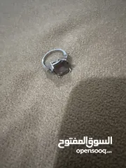  1 خاتم فضة مع وجود حبات من حجر الروديوم
