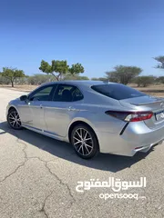  4 كامري 2022 SE بصمه