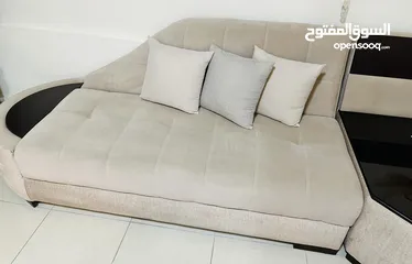  4 طقم كورنر بحاله ممتازه