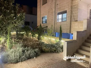  12 شقه بمدخل مستقل فاخره ومميزه  طابق ارضي مجمع عمان جديد