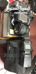  4 كاميرا نيكون D90 الاحترافيه