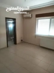 4 شقة مميزة - الرابية - 4نوم - بلكونتين بإطلالــــه مميزة - قرب الخدمات العامة