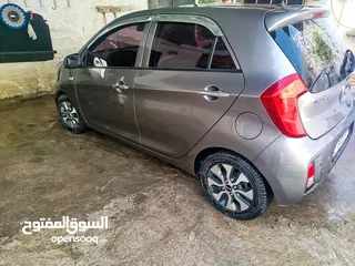  3 فل بدون فتحه لون مميز السعر36000كاش